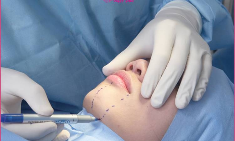 Trượt cằm có đau không? Có nguy hiểm gì đến sức khỏe?