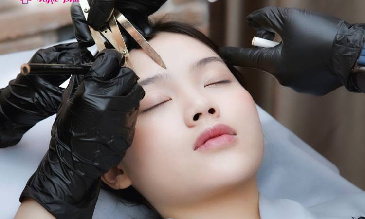 Điêu khắc kéo sợi Sexy Brown